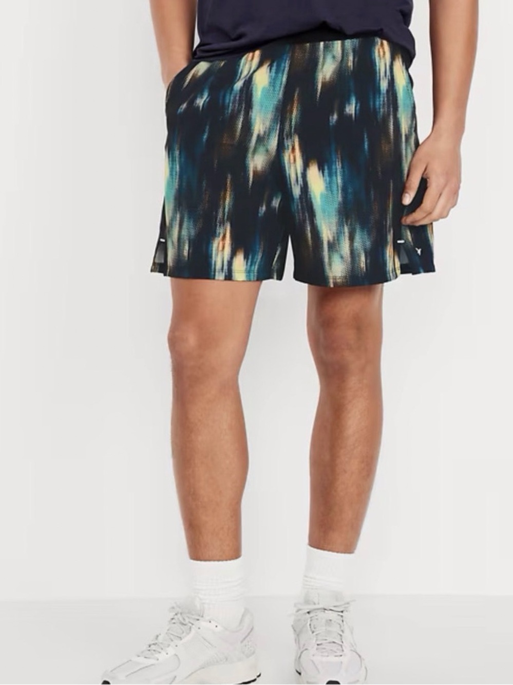 Old Navy Abstract Print Athletic Shorts in Black, Teal & Yellow | Men’s Large
